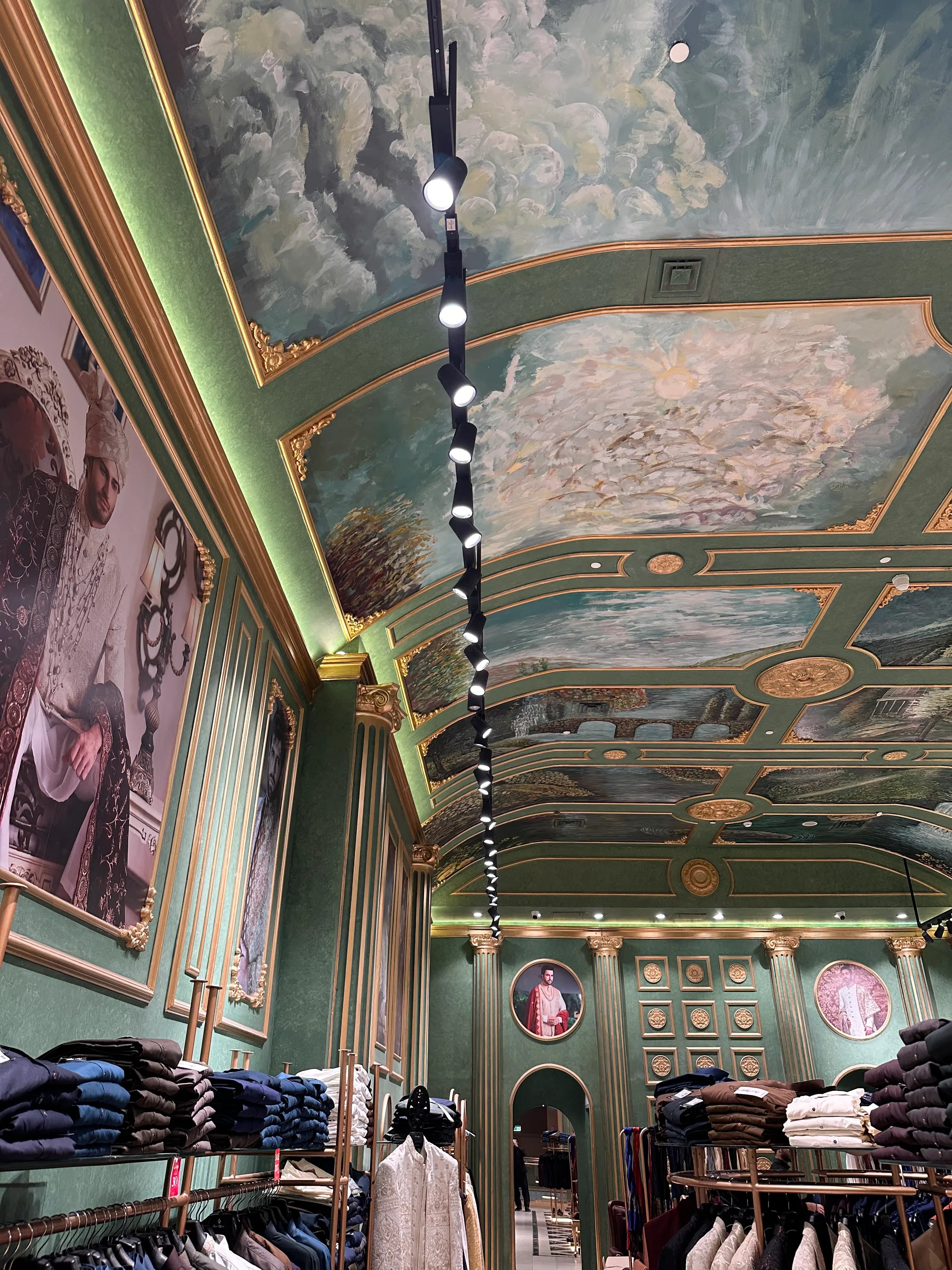 Amir Adnan Boutique - Image 6